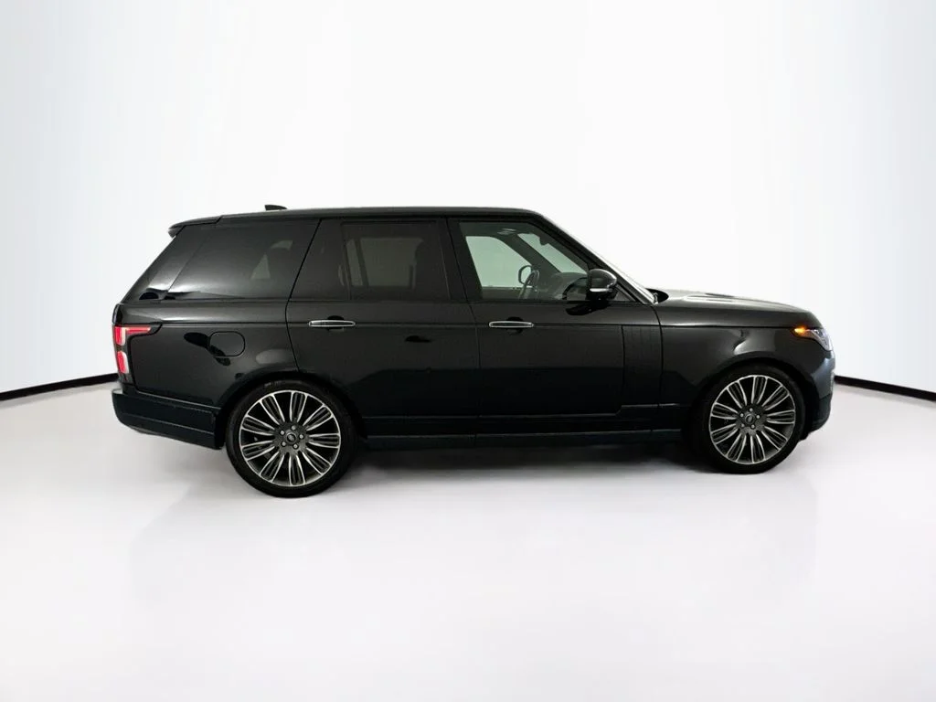 Certified Used 2022 Black Land Rover Autobiography image 4