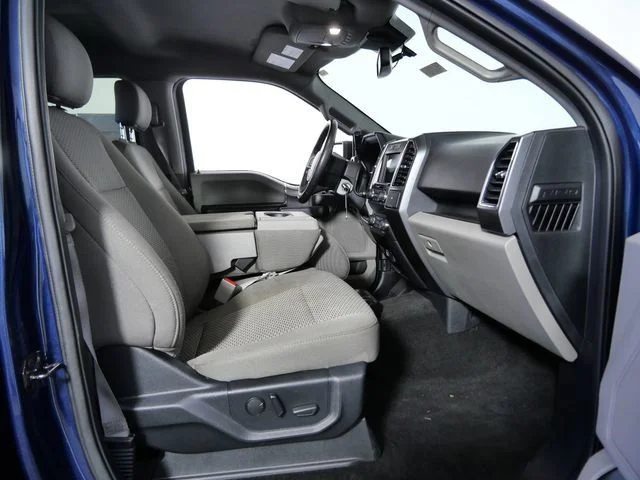 Used 2019 Blue Ford XLT image 12