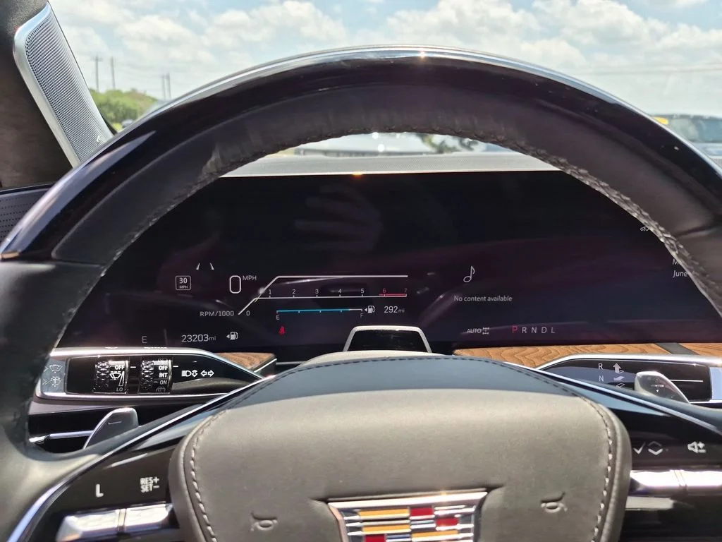 Used 2025 Black Cadillac Sport Platinum image 25