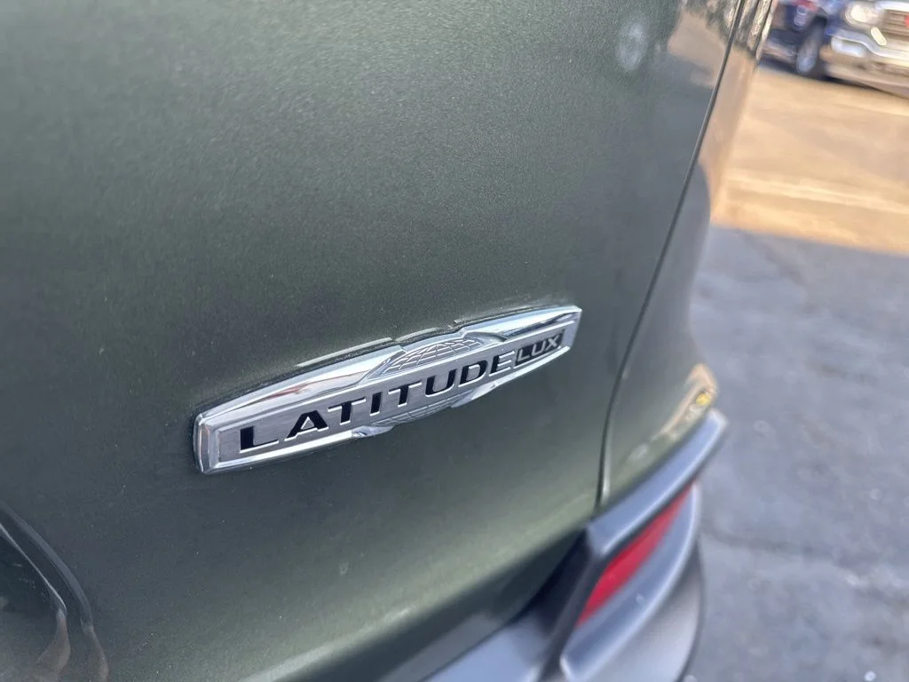 Used 2021 Green Jeep Latitude Lux image 44