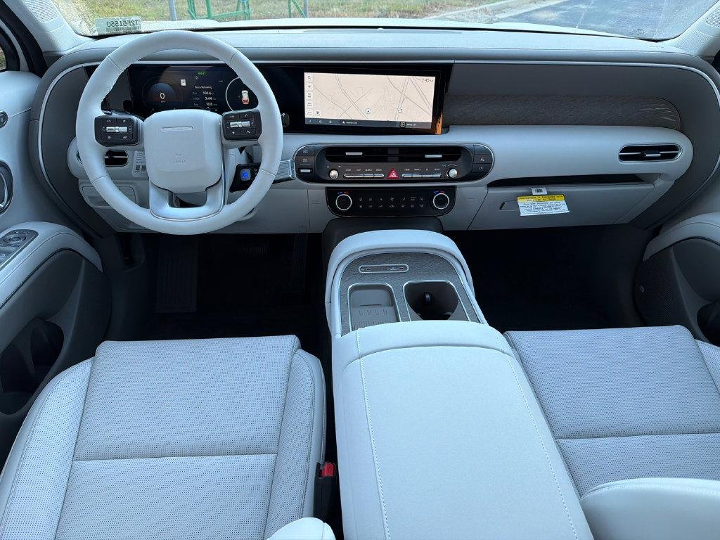 New 2026 White Hyundai SEL Premium FWD image 23