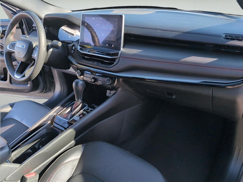 Used 2023 Gray Jeep Trailhawk image 31