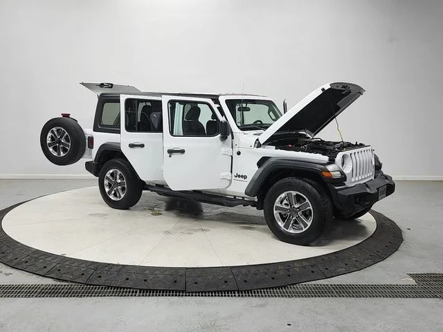 Used 2023 White Jeep Sport image 9
