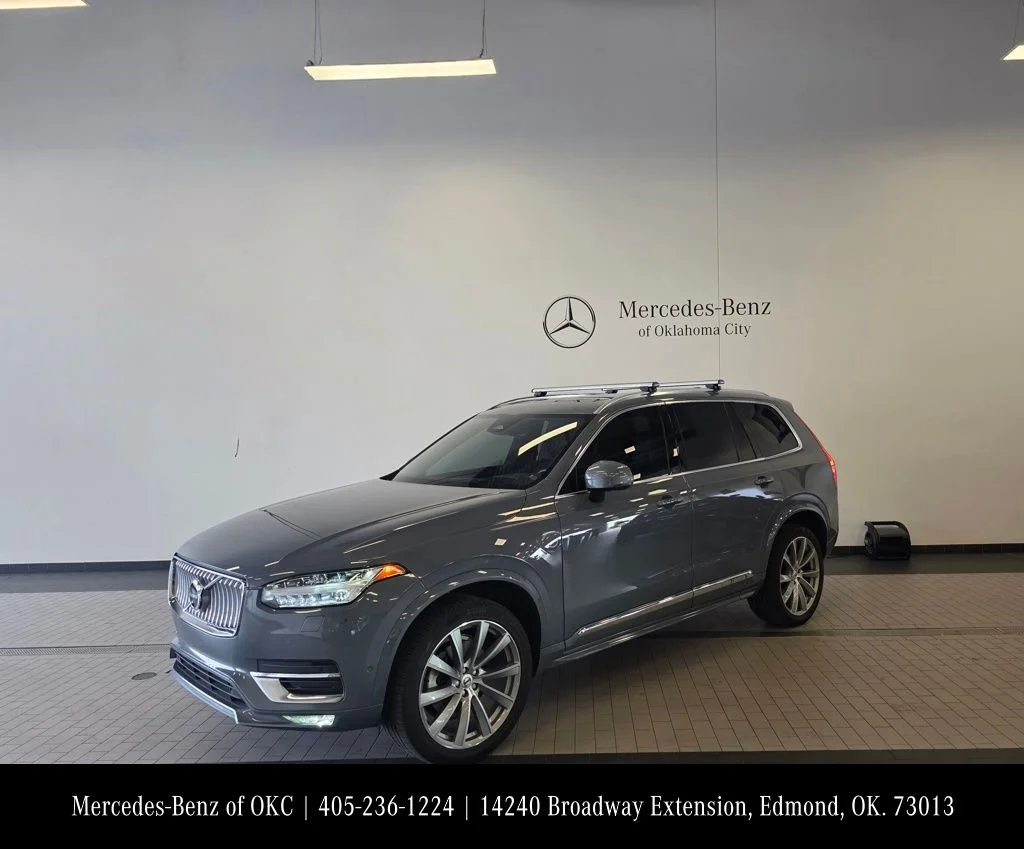 Used 2023 Gray Volvo Ultimate image 1