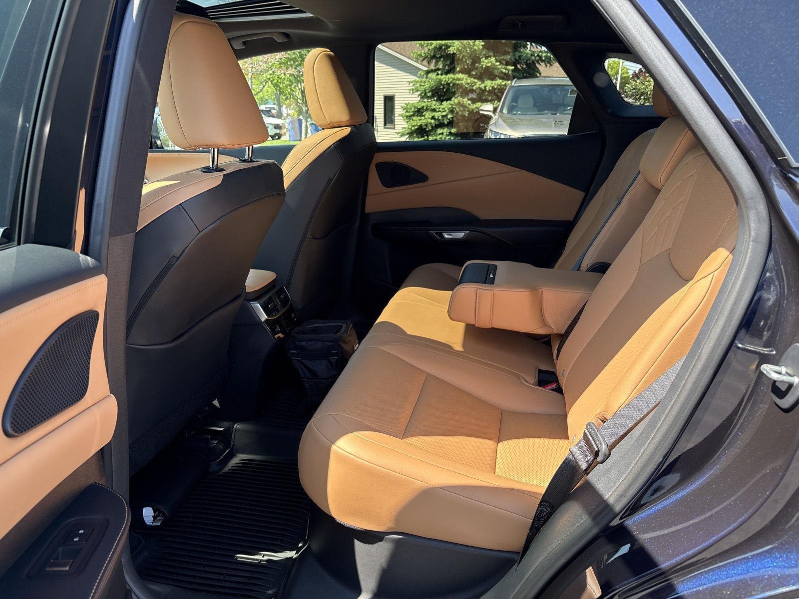 Used 2025 Nightfall Mica Lexus Premium image 13