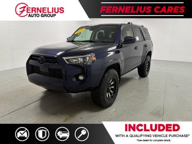 Used 2021 Blue Toyota SR5 image 3
