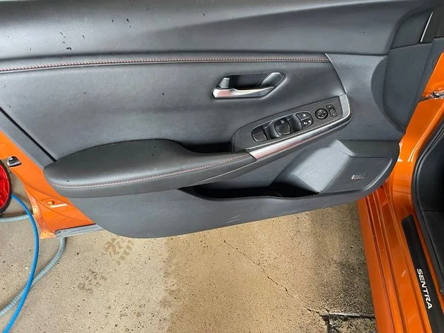 Used 2025 Orange Nissan SR image 9