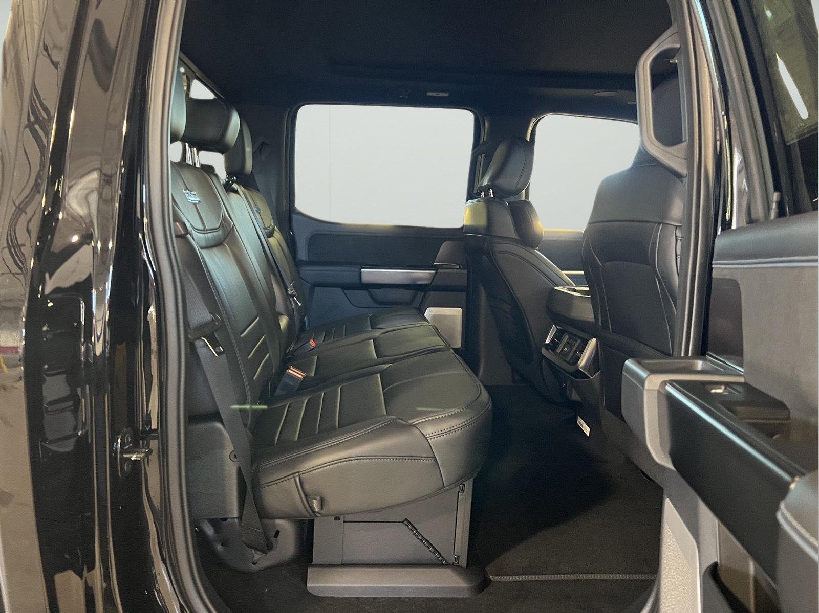 New 2026 Agate Black Metallic Ford F-350® Platinum® image 18