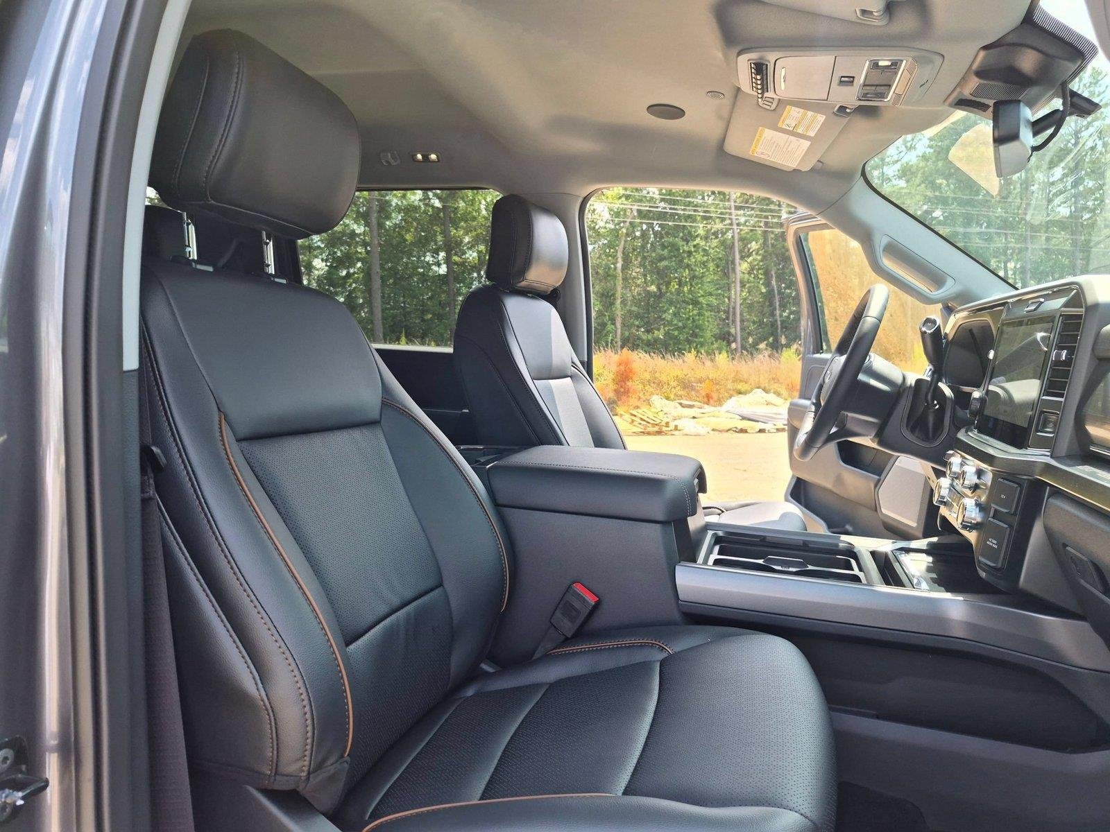New 2026 Carbonized Gray Metallic Ford F-250® Lariat® image 32