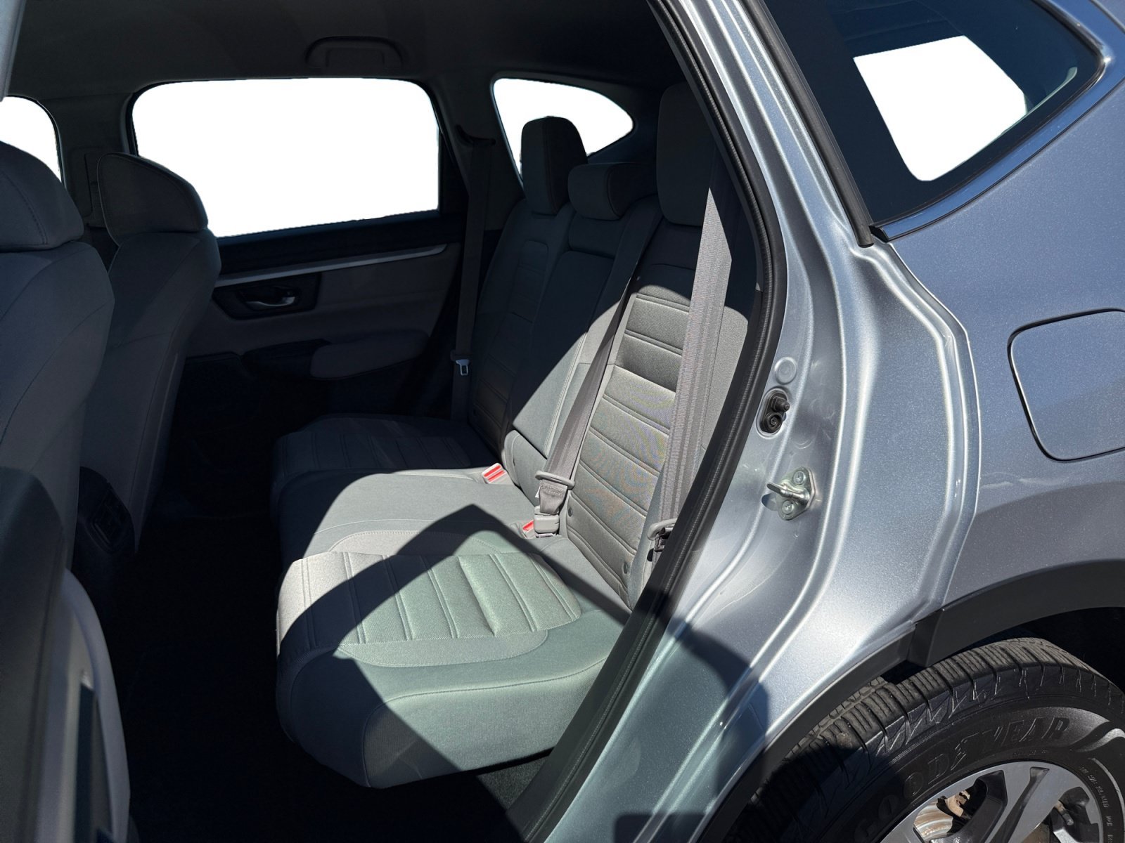 Used 2020 Lunar Silver Metallic Honda LX image 16