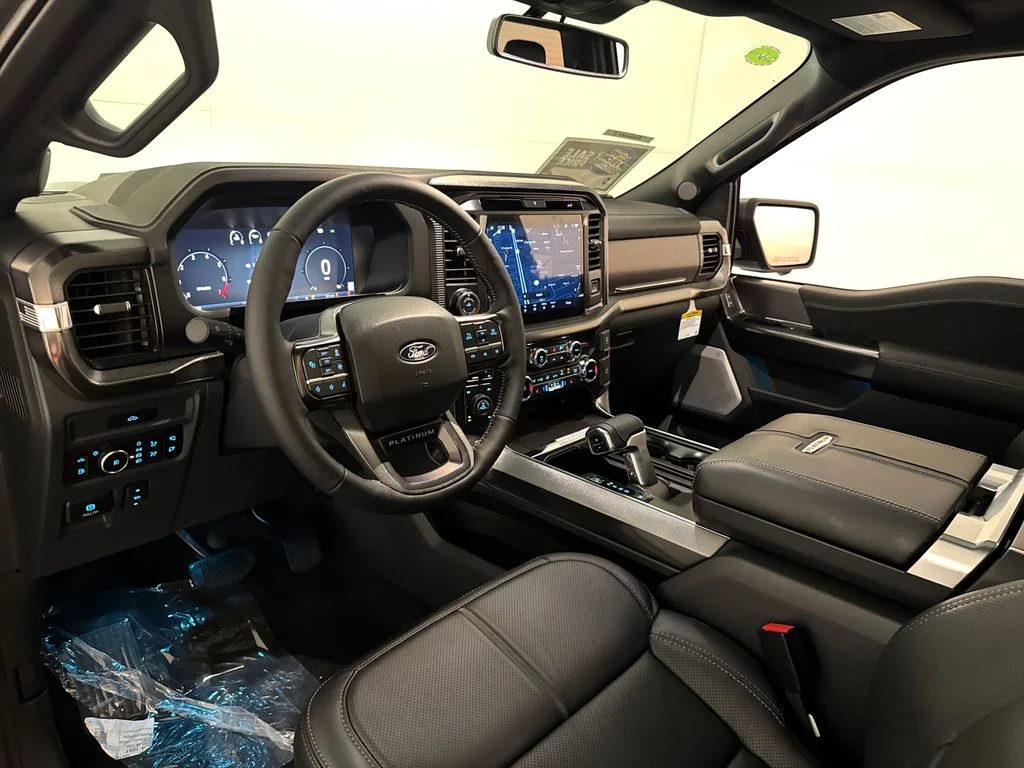 New 2026 Gray Ford Platinum image 39