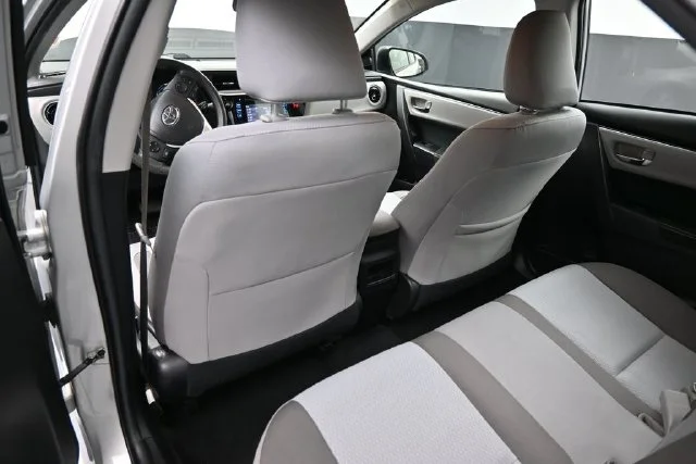 2019 Toyota Corolla LE - Photo 15