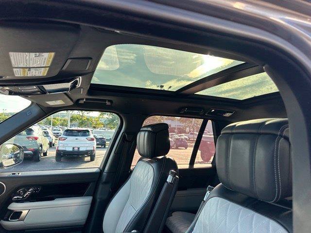Used 2018 Gray Land Rover SVAutobiography image 10