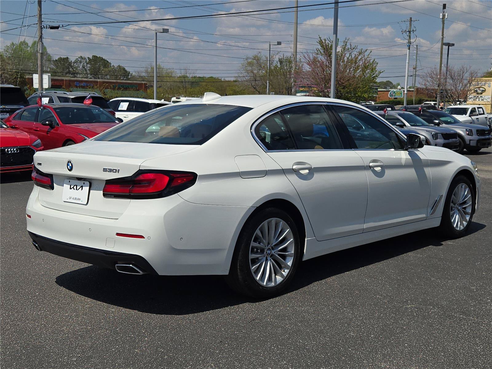 2023 BMW 5 Series 530i - Photo 6