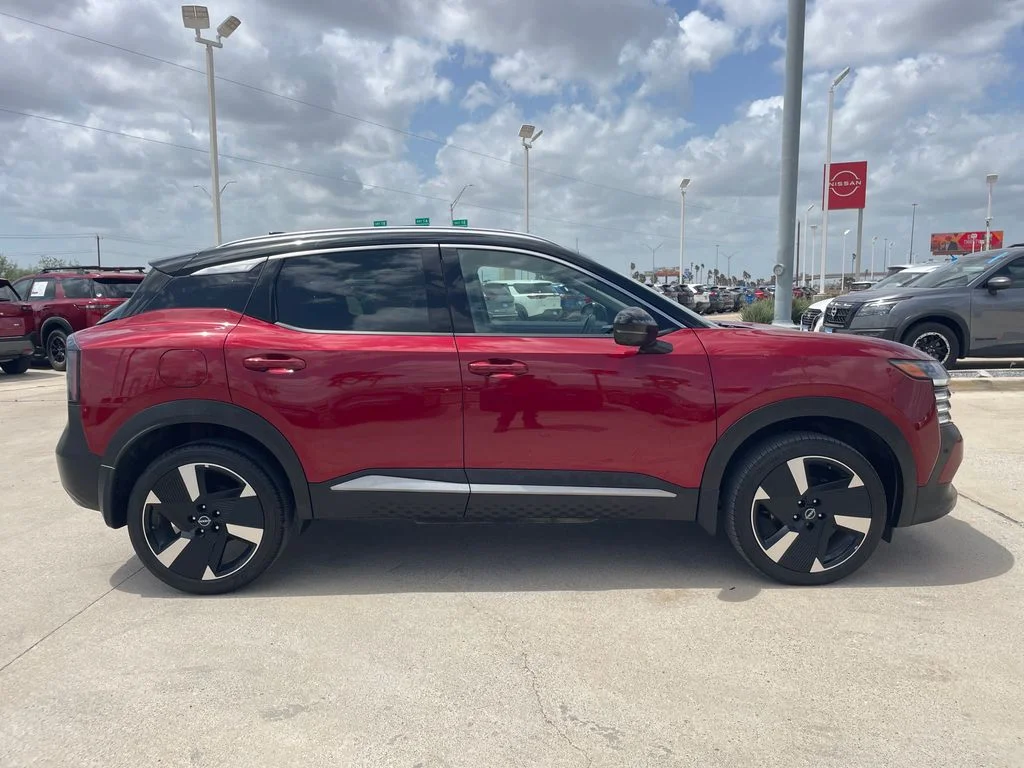Used 2025 Red Nissan SR image 6