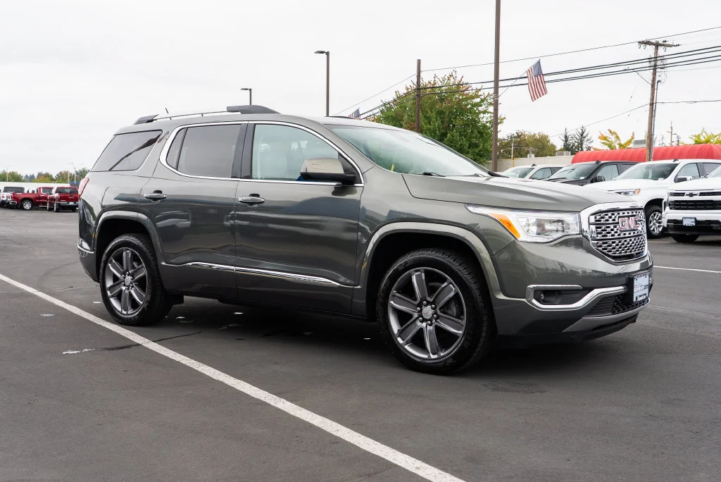 Used 2017 MINERAL METALLIC GMC Denali image 5