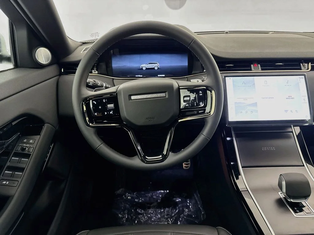 New 2026 Fuji White Land Rover Hoxton Edition image 23