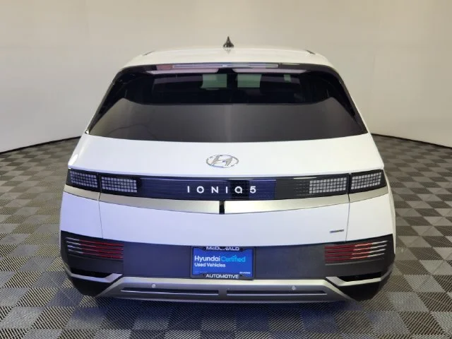 Used 2024 White Hyundai SEL image 4