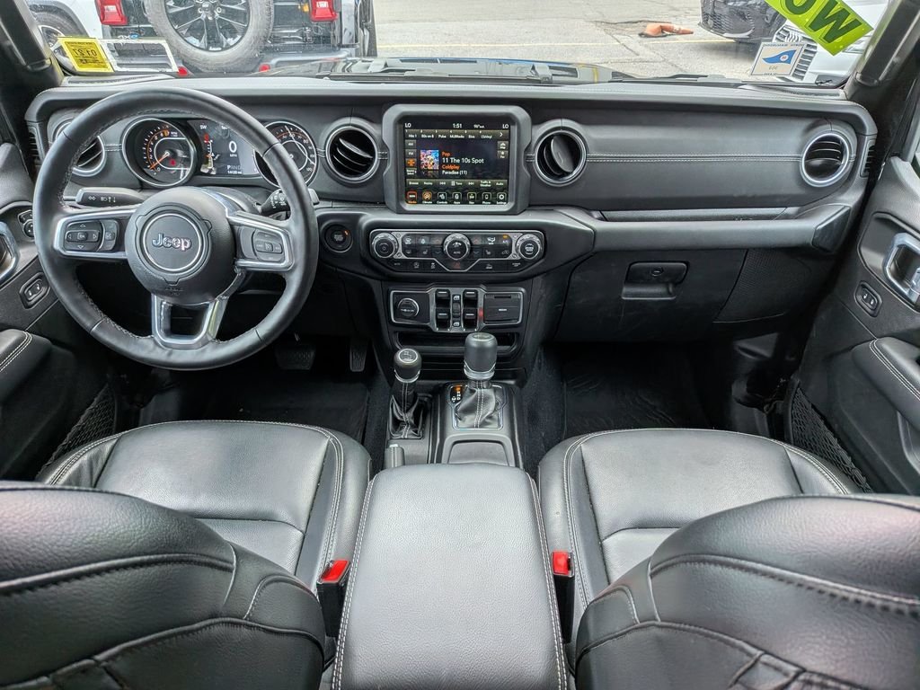 Used 2022 Black Jeep Unlimited Sahara image 23