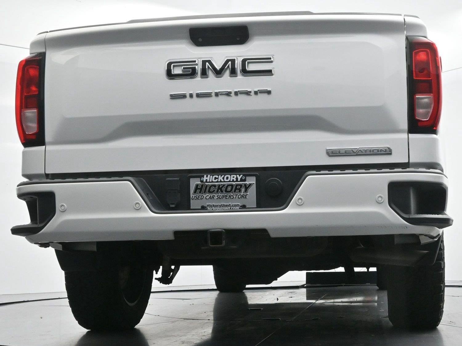 Used 2020 Summit White GMC Elevation image 48