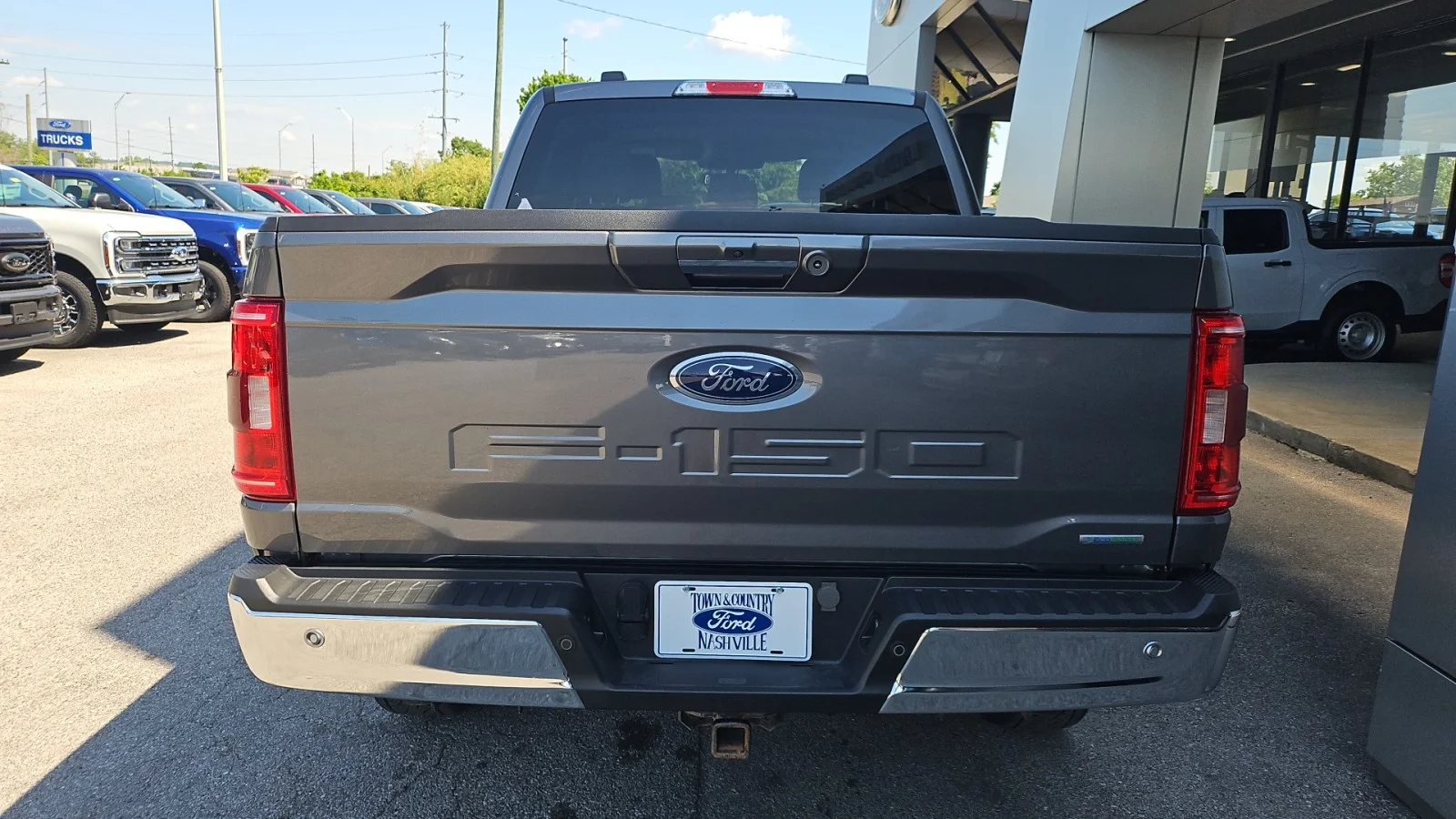 Used 2023 Gray Ford XLT image 4
