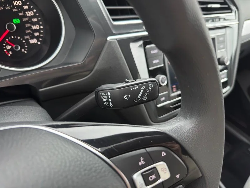 Used 2019 Gray Volkswagen 2.0T S image 27