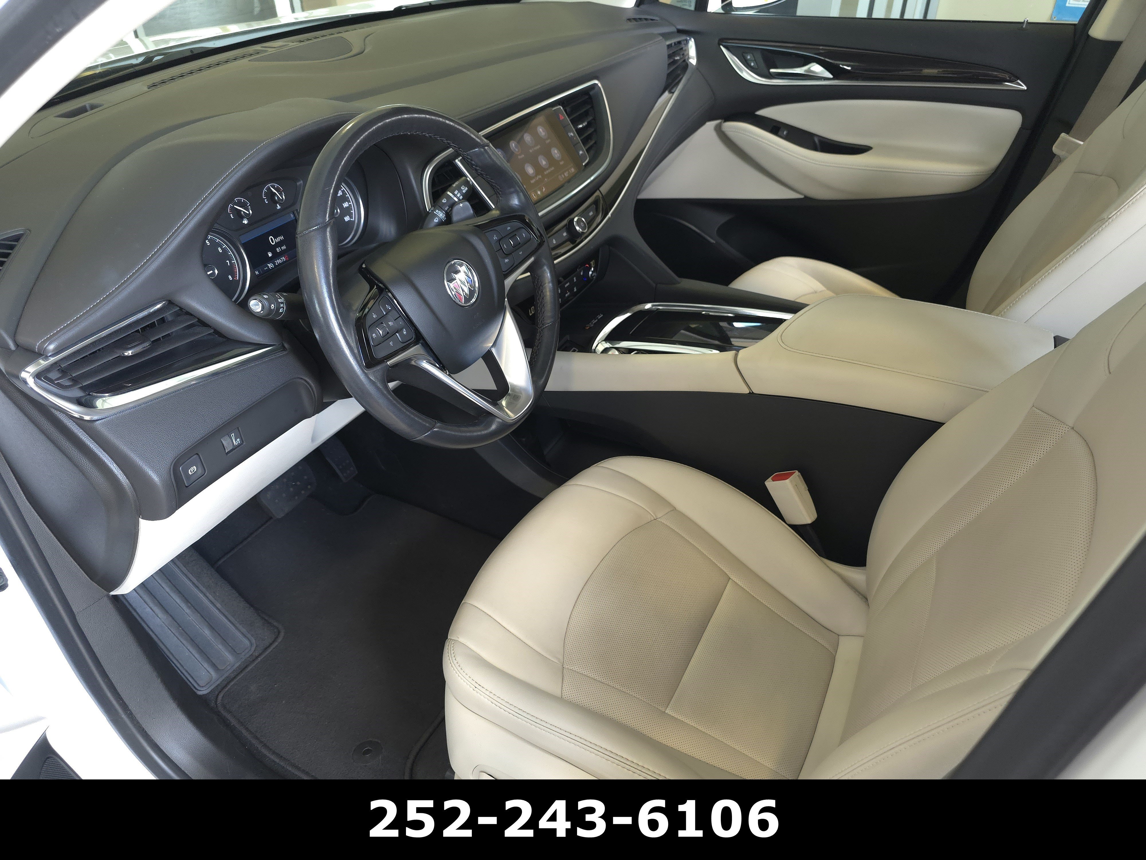 Used 2023 Summit White Buick Essence image 10