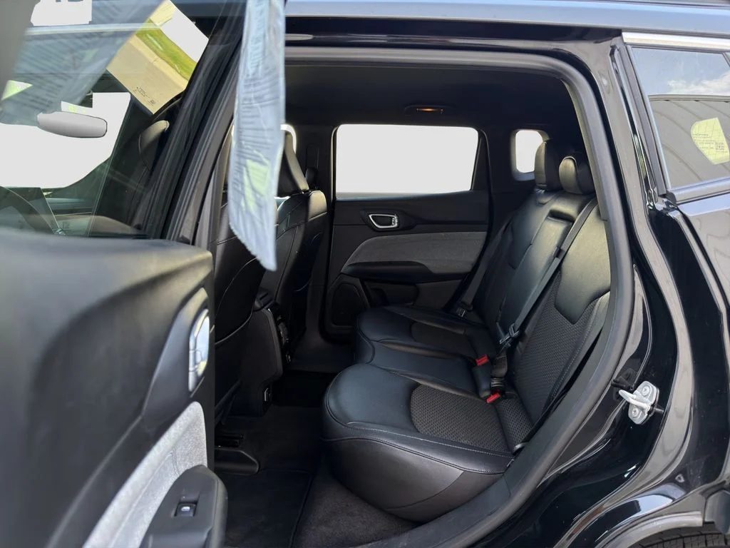 Used 2024 Black Jeep Latitude image 14