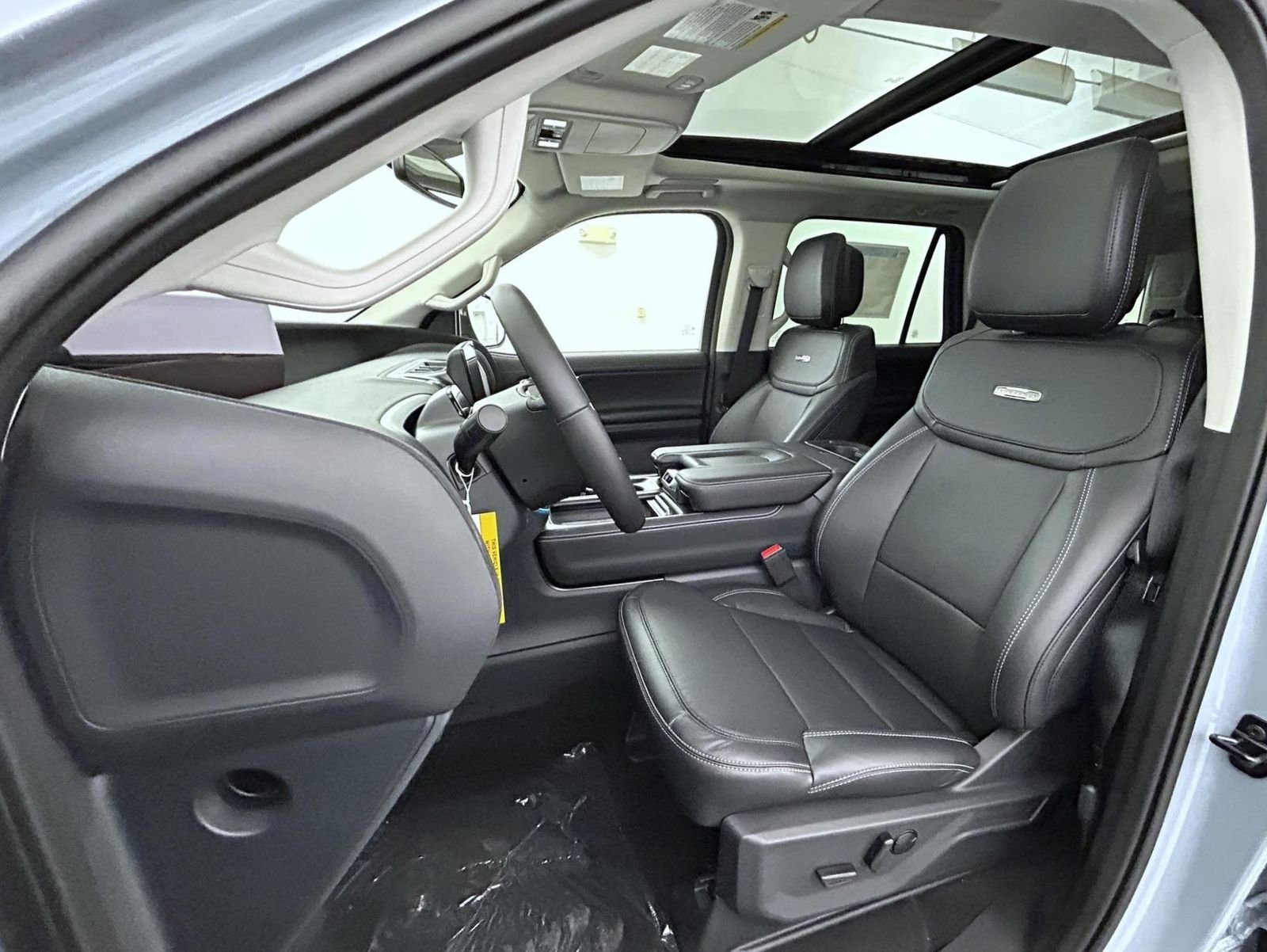 New 2027 Glacier Gray Metallic Tri-Coat Ford Platinum image 11