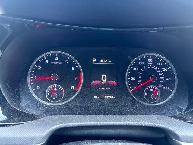 Used 2022 Red Kia LXS image 10