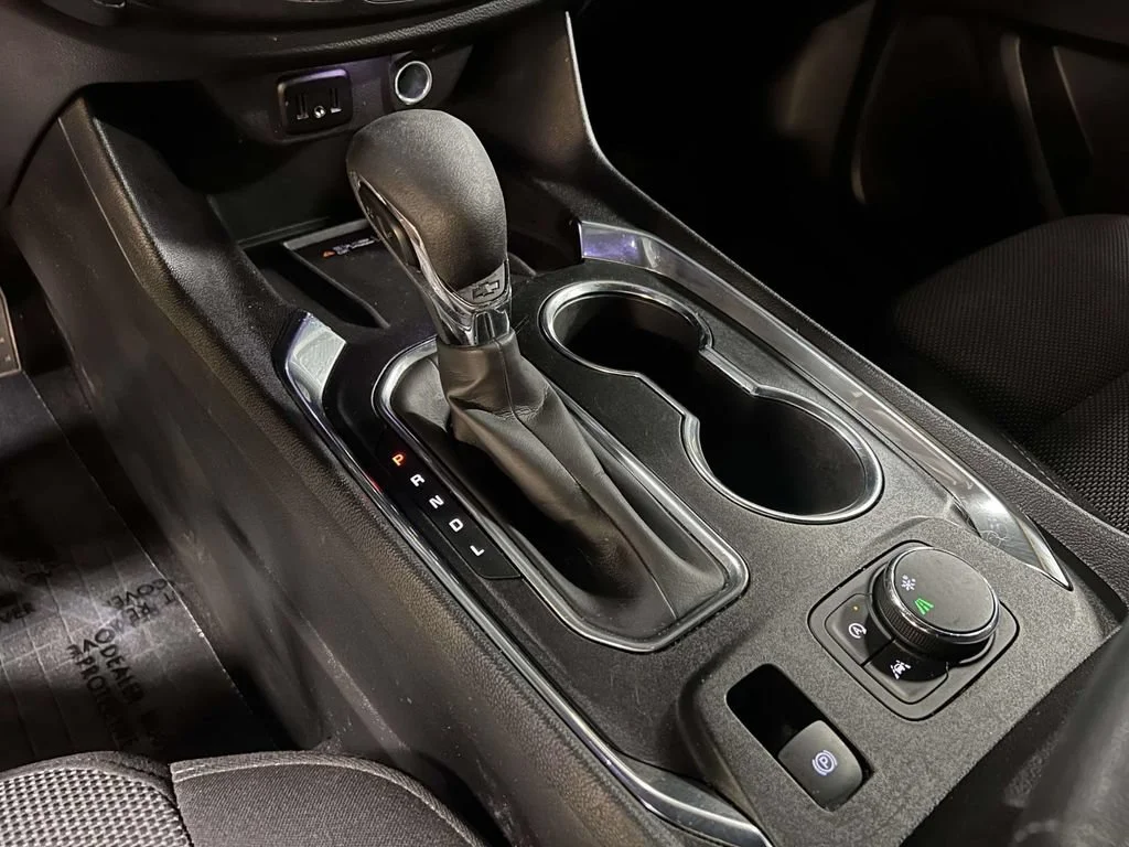 Used 2023 Sterling Gray Metallic Chevrolet LT Cloth image 22