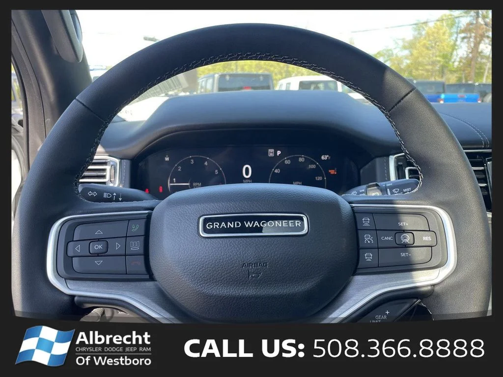 New 2026 Bright White Clear-Coat Exterior Paint Jeep Limited Reserve image 22