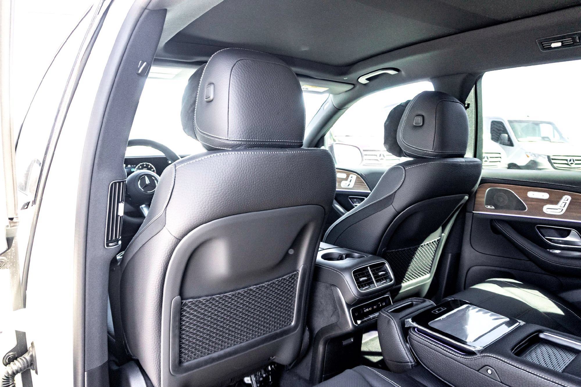 New 2026 Polar White Mercedes-Benz GLS 580 image 19