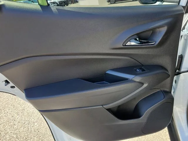 2026 Chevrolet Trax RS - Photo 12