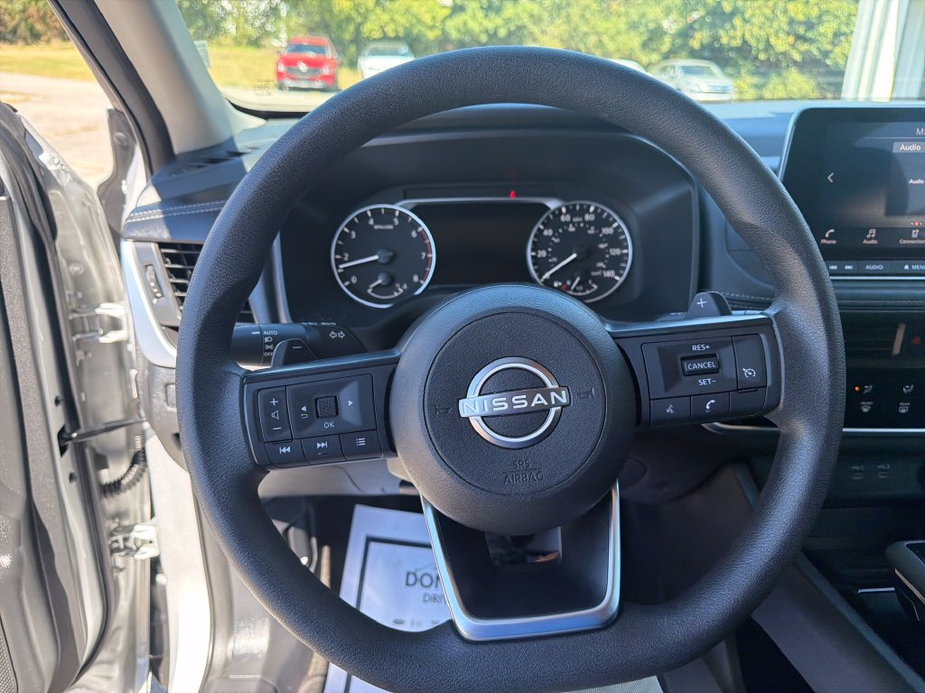 Used 2024 Silver Nissan S image 17