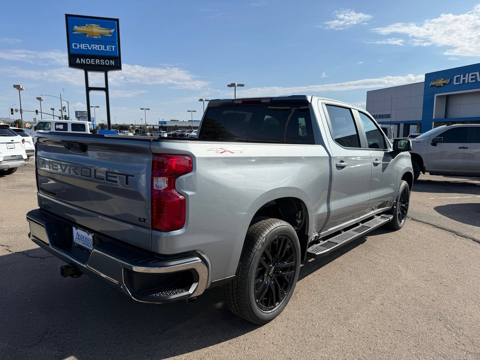 2026 Chevrolet Silverado 1500 LT - Photo 6