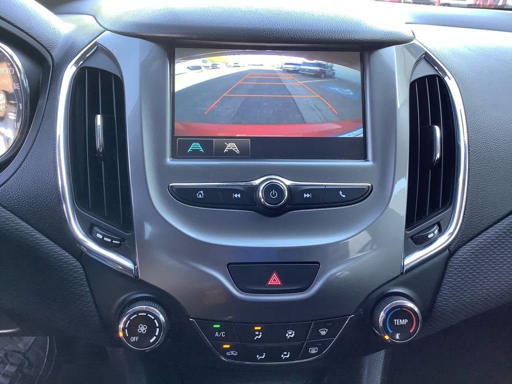 Used 2018 Red Chevrolet LT image 11