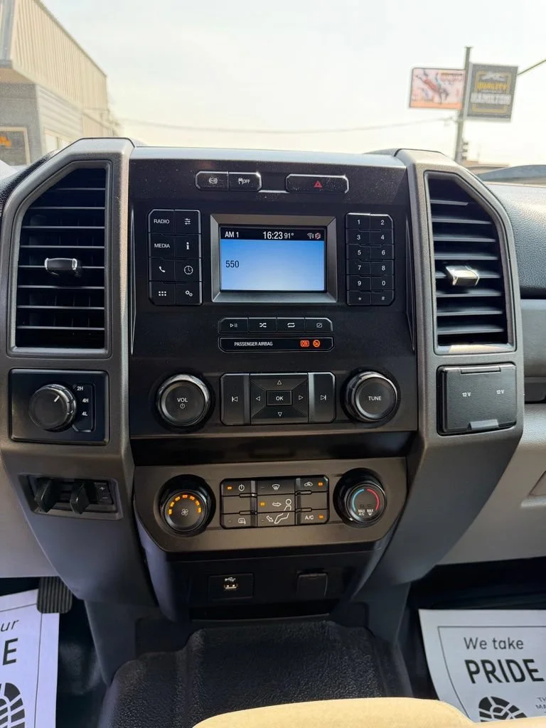 Used 2020 White Ford XL image 13