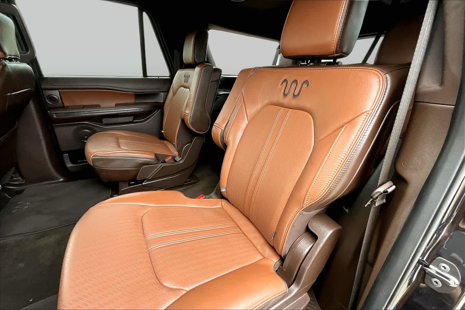 Used 2024 Agate Black Ford King Ranch image 20
