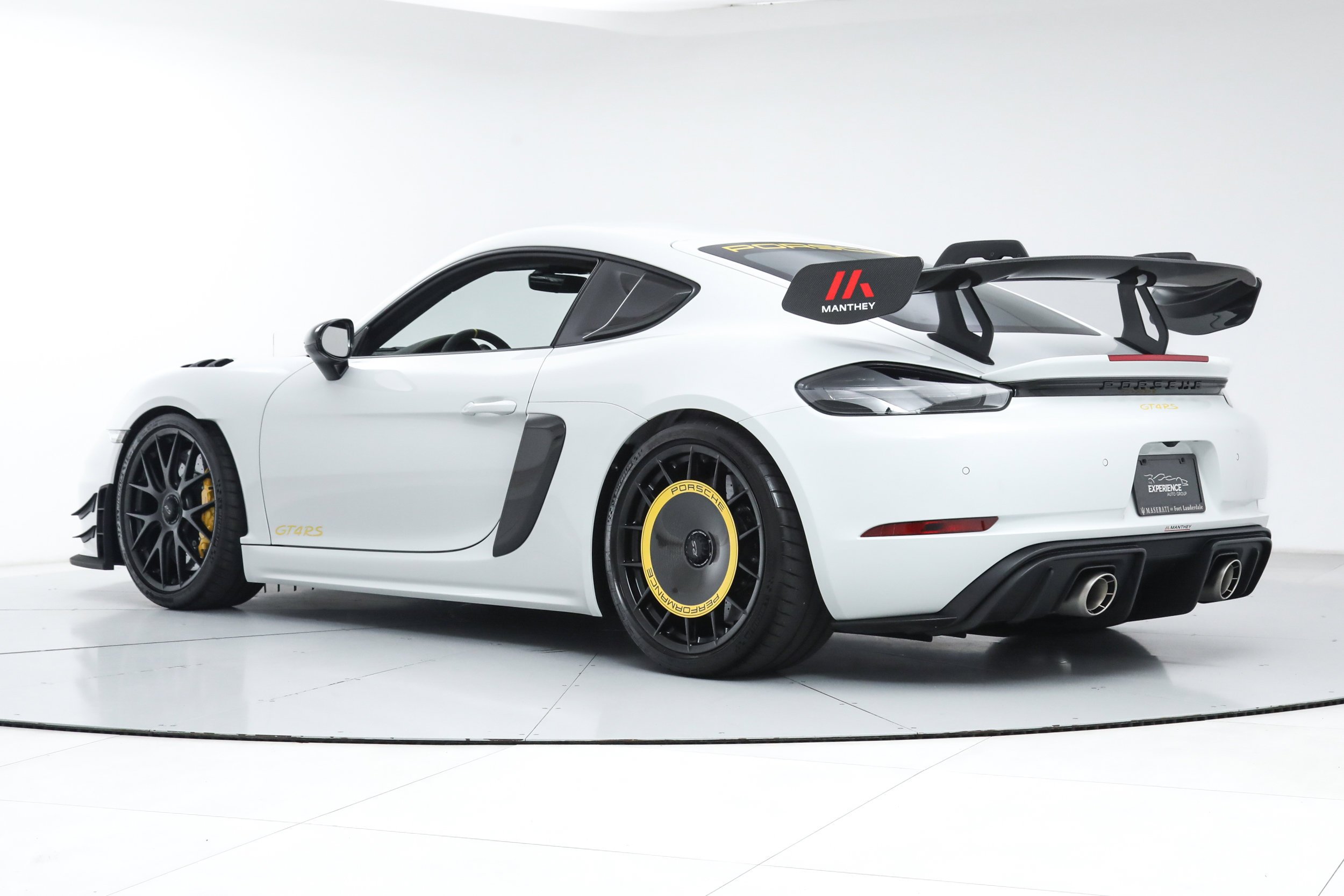 Used 2025 White Porsche GT4 RS Coupe image 3