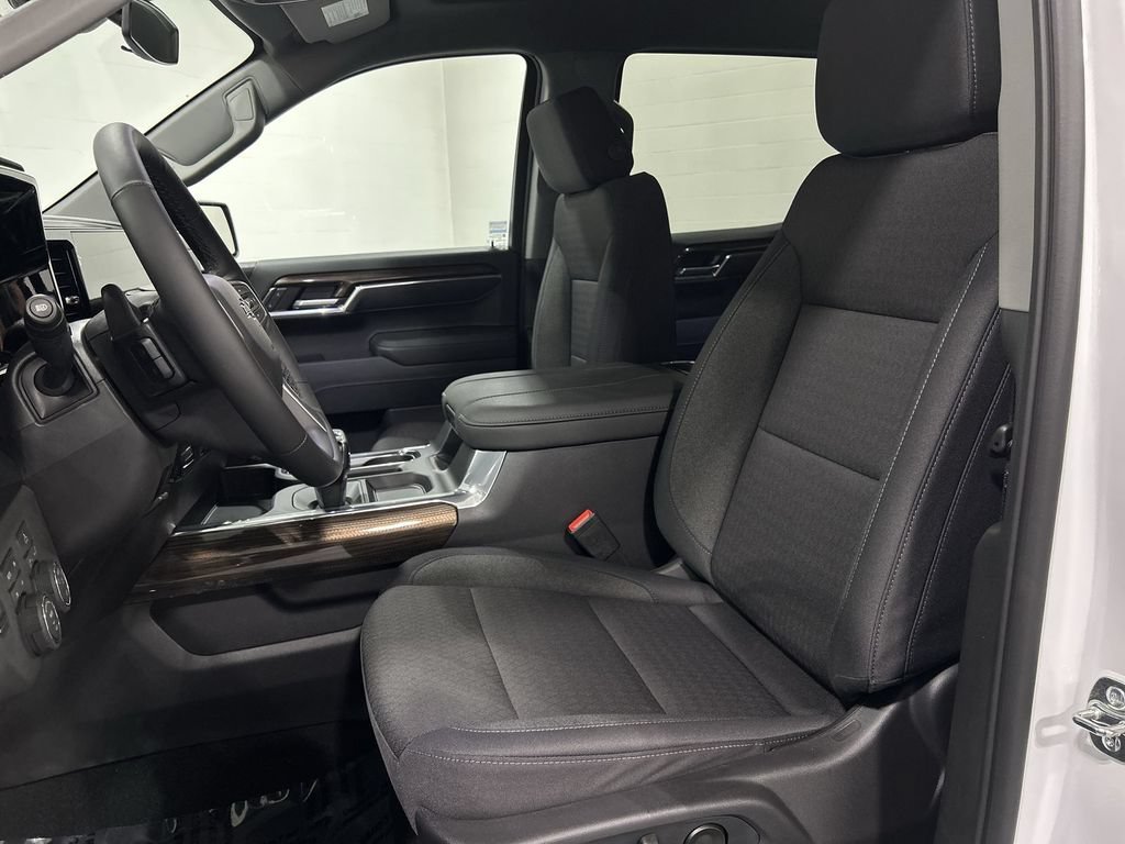 New 2026 Summit White Chevrolet LT Trail Boss image 13