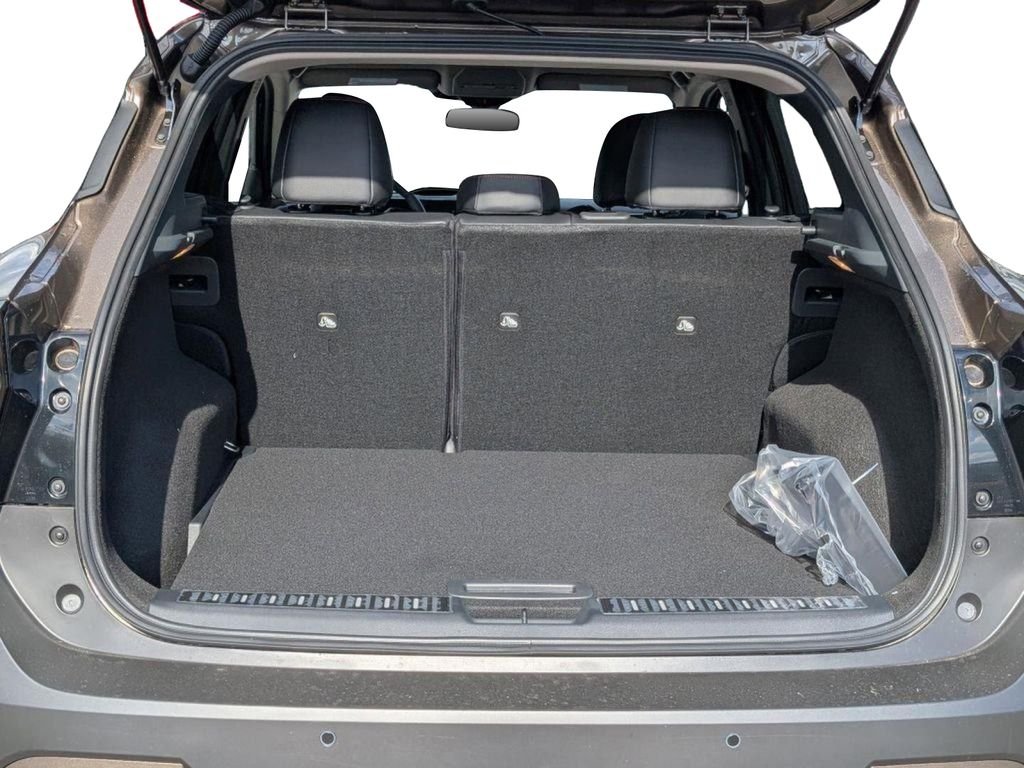 2026 Nissan KICKS SR - Photo 12