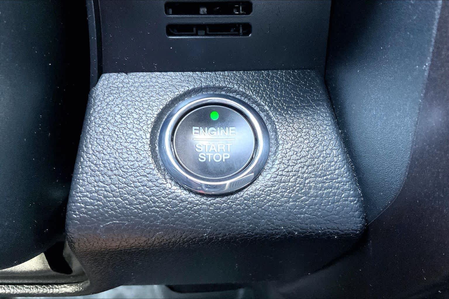 Used 2020 Blue Metallic Ford Limited image 32