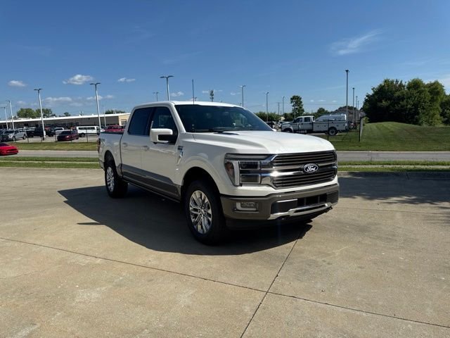 New 2026 Star White Metallic Tri-Coat Ford King Ranch® image 32