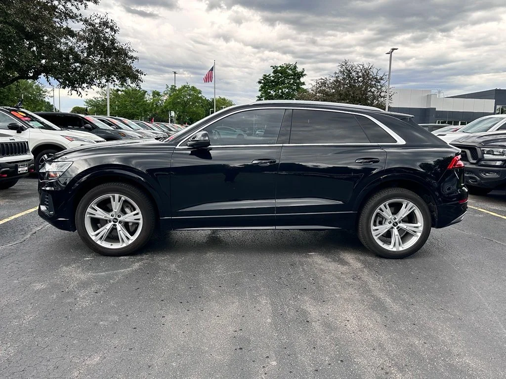 Used 2023 Mythos Black Metallic Audi 55 Premium image 8