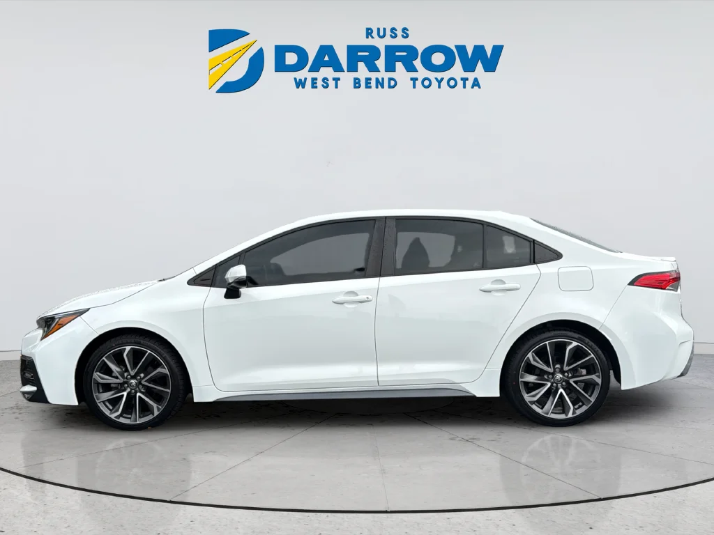 Used 2021 White Toyota SE image 3