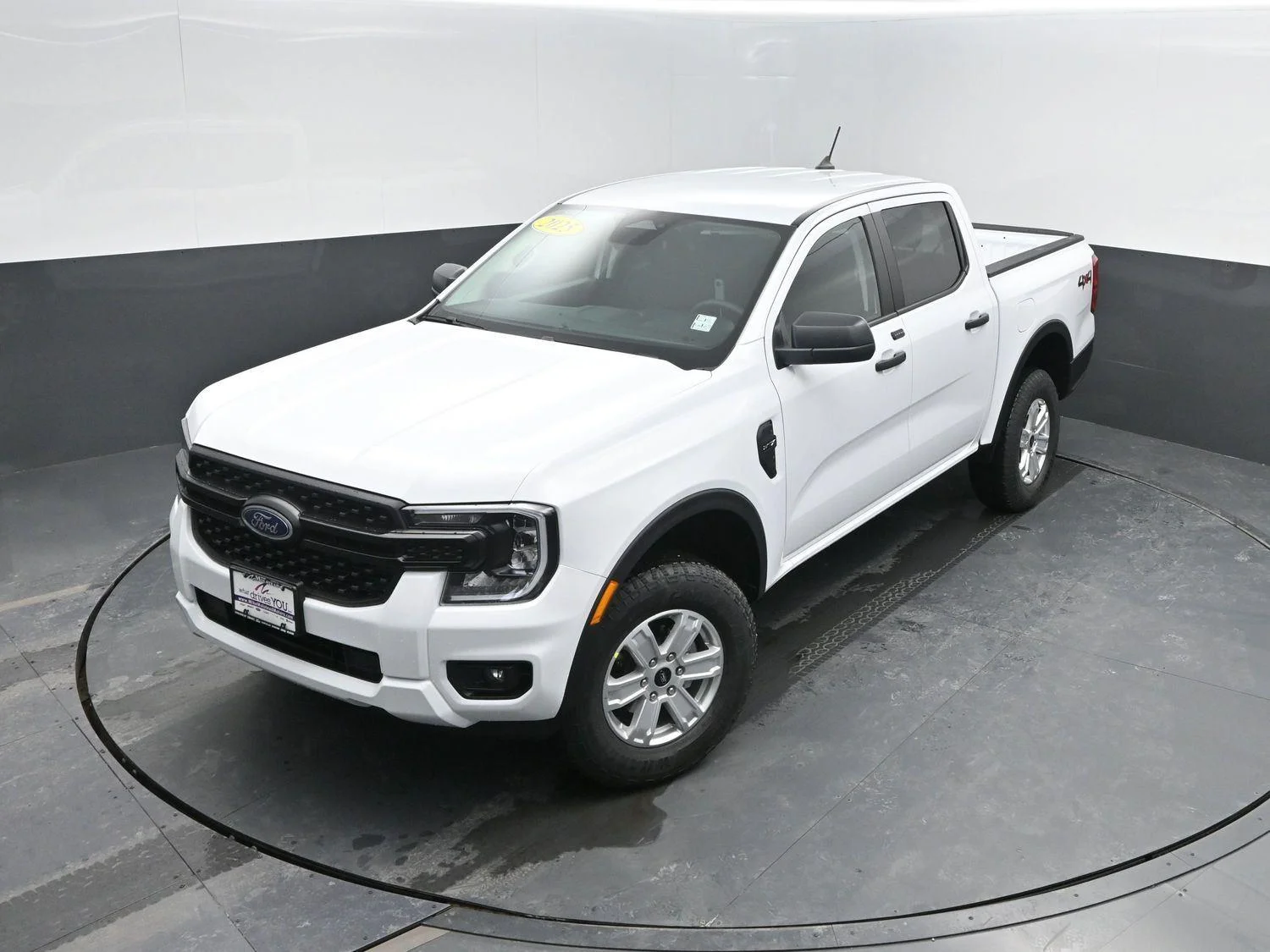 New 2025 Oxford White Ford XL image 31