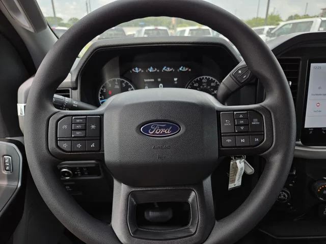 New 2026 Oxford White Ford XL image 41