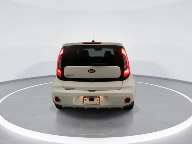 Used 2018 White Kia Plus image 3