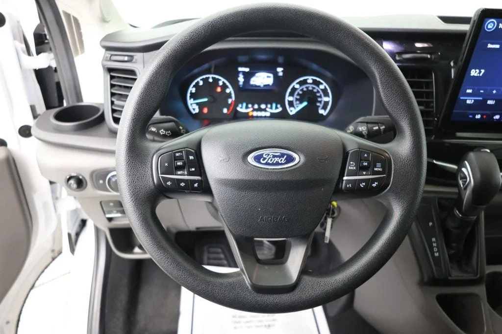 Used 2023 Oxford White Ford T-350 148